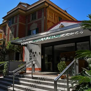 hotel-le-palme-varazze.hotelitalianriviera.com/