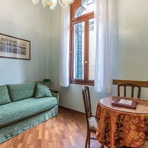 piccola-fenice.hotelslidodijesolo.com/